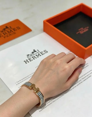 Hermès Lizard Leather Contrast Edge Bracelet