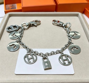 Hermès Signature H Charm Chain Necklace
